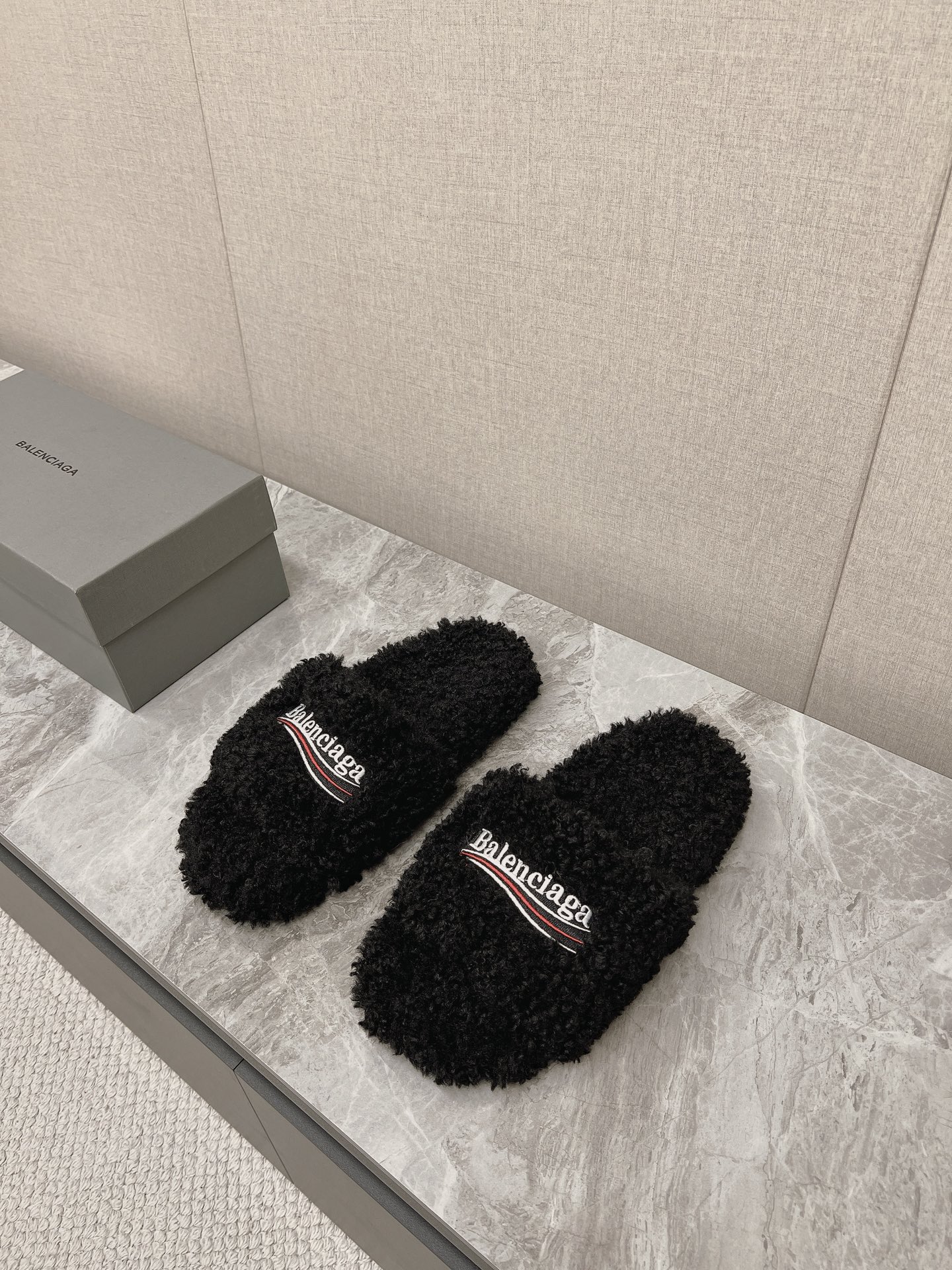 Balenciaga Furry Slide Black