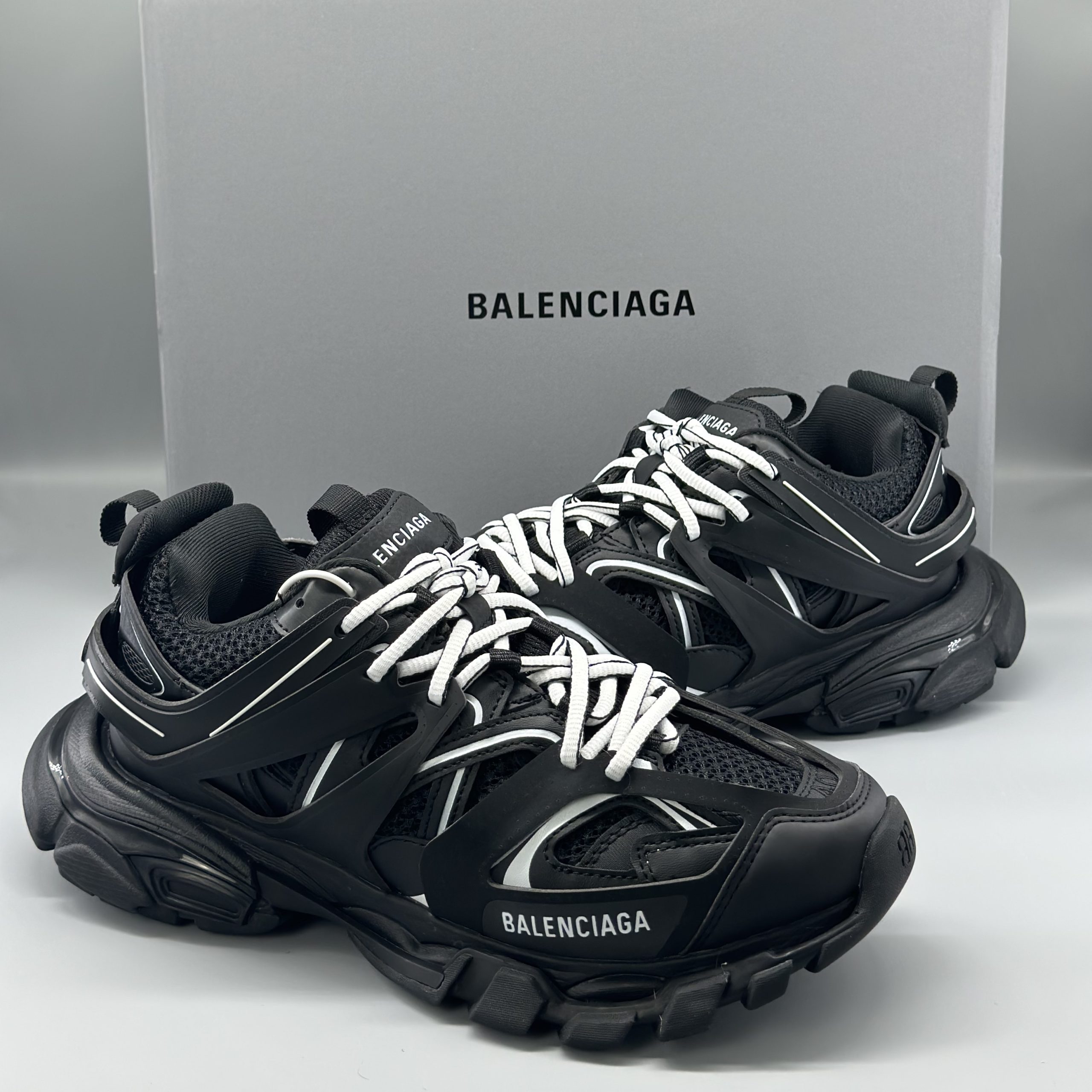 Balenciaga Track Black 2021
