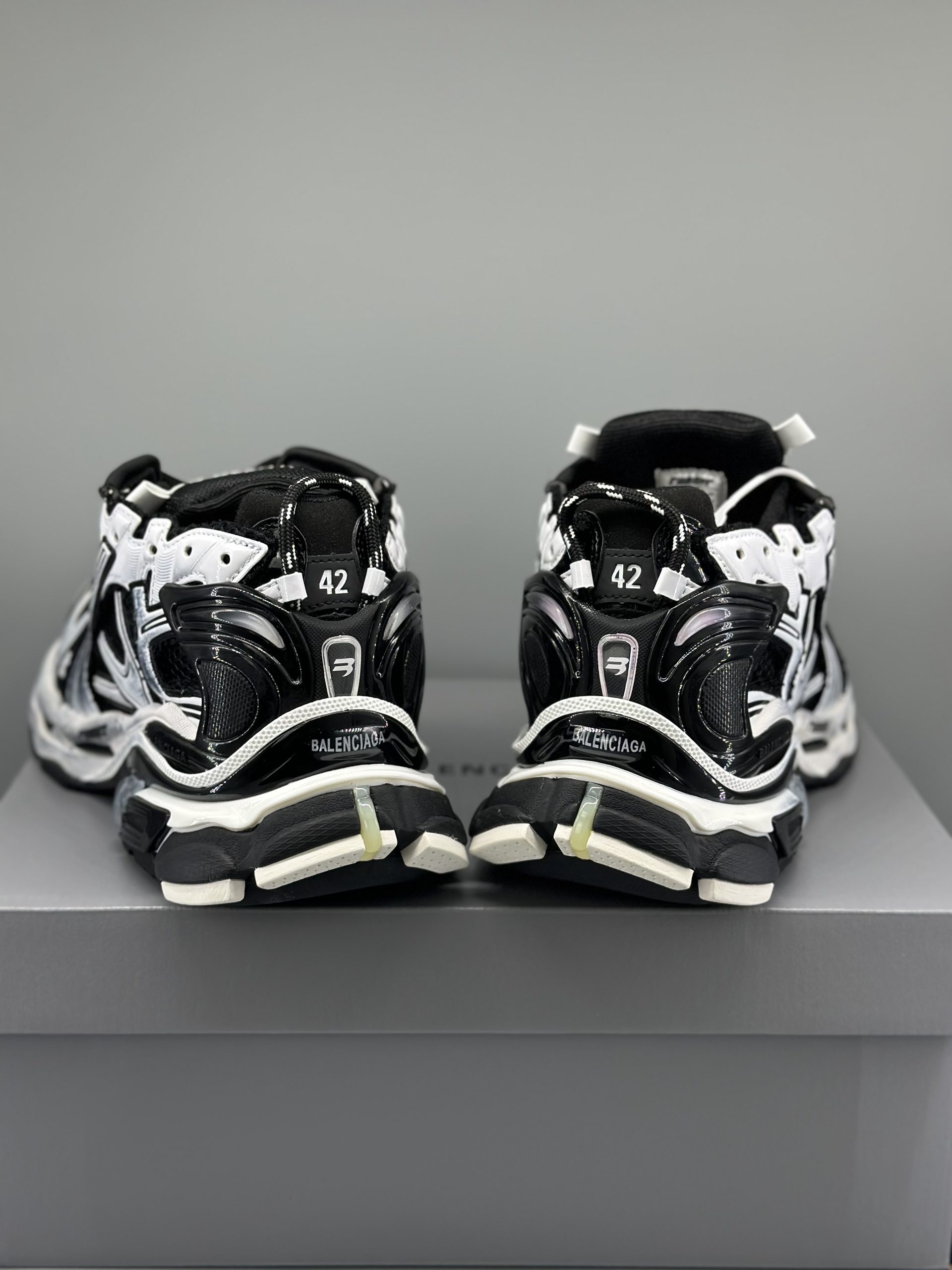 Balenciaga Runner White Black White