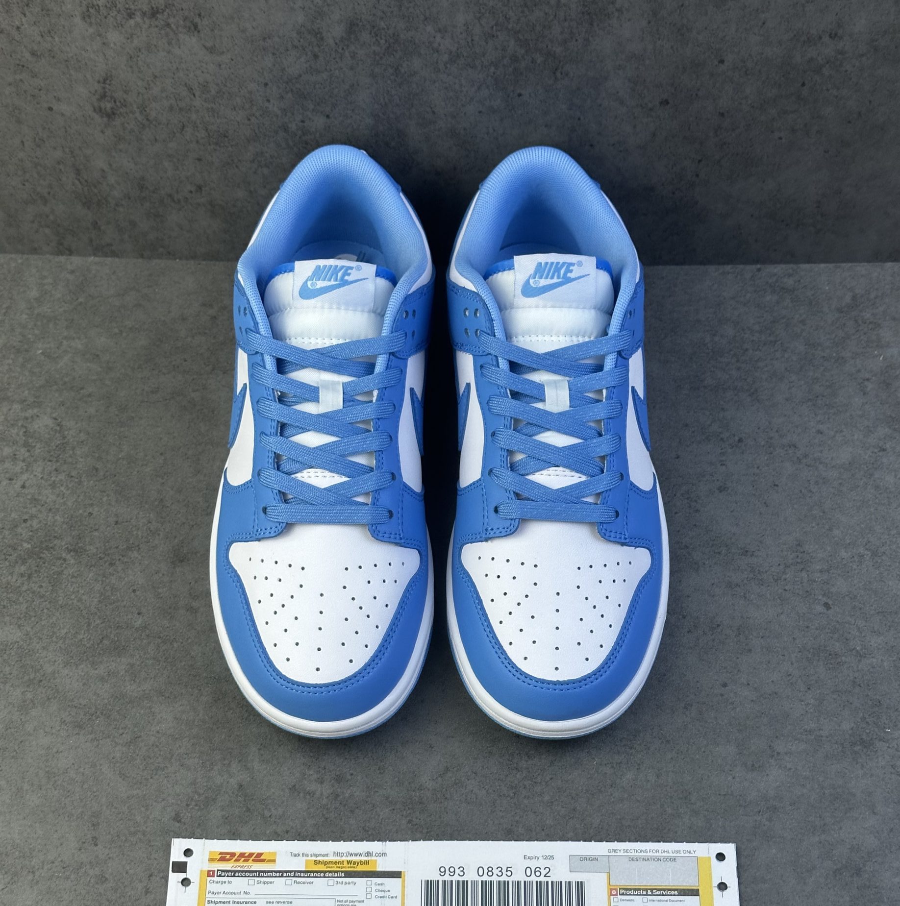Nike Dunk Low UNC (2021)