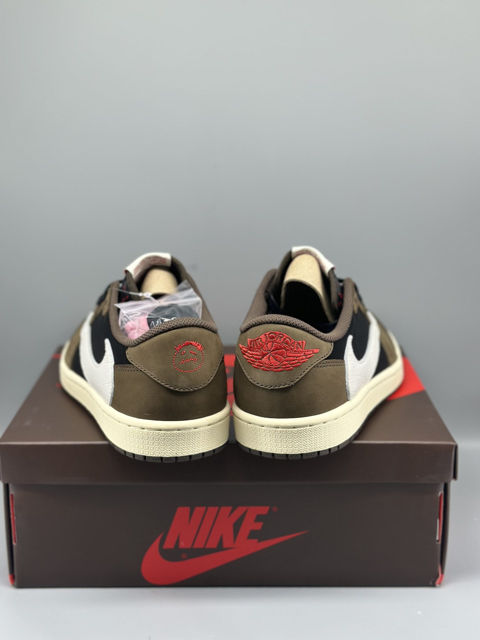 Jordan 1 Retro Low OG SP Travis Scott