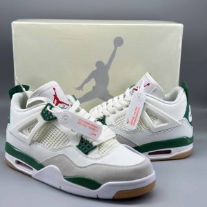 Jordan 4 Retro SB Pine Green