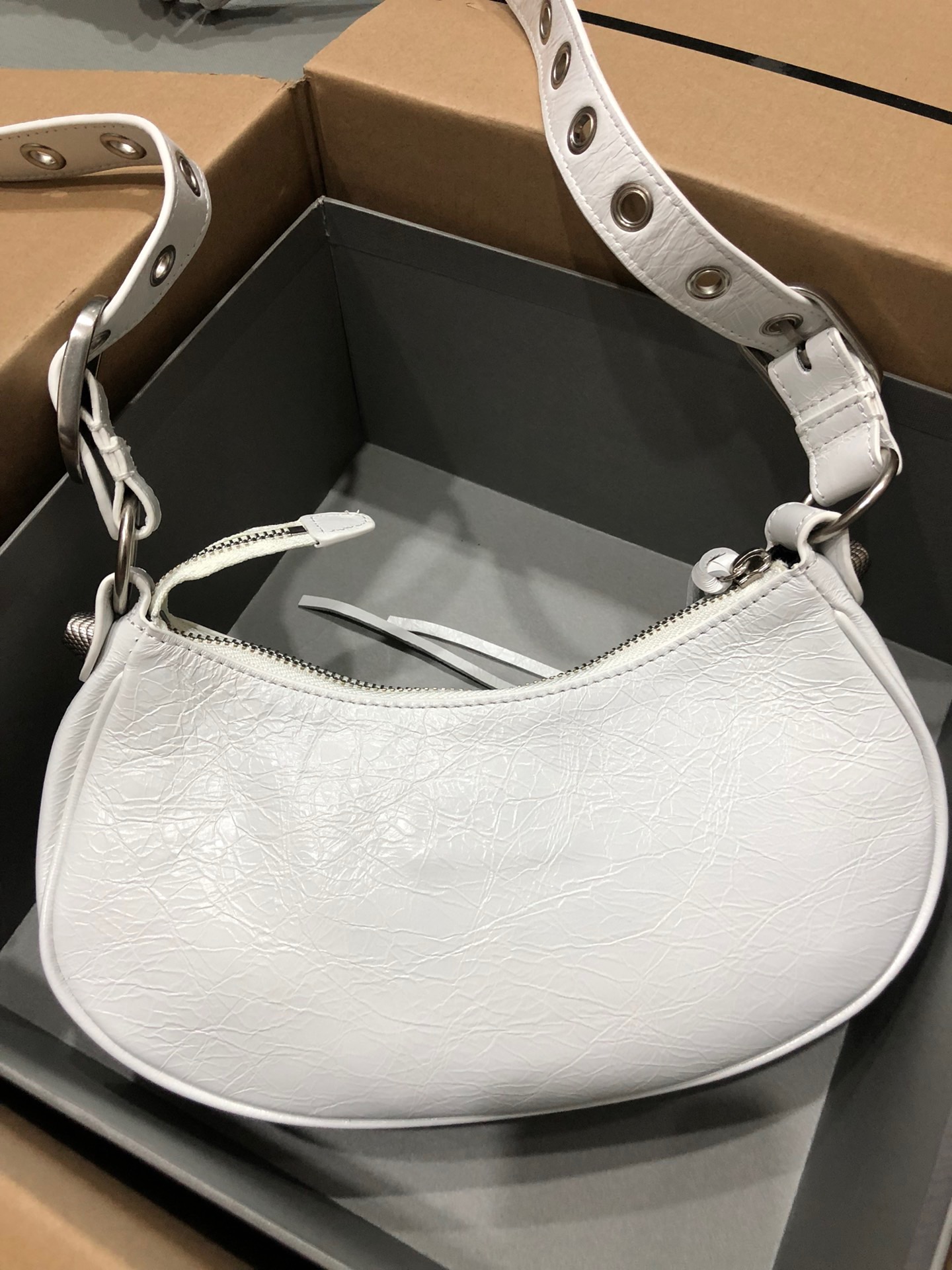 Balenciaga Le Cagole Shoulder Bag XS White