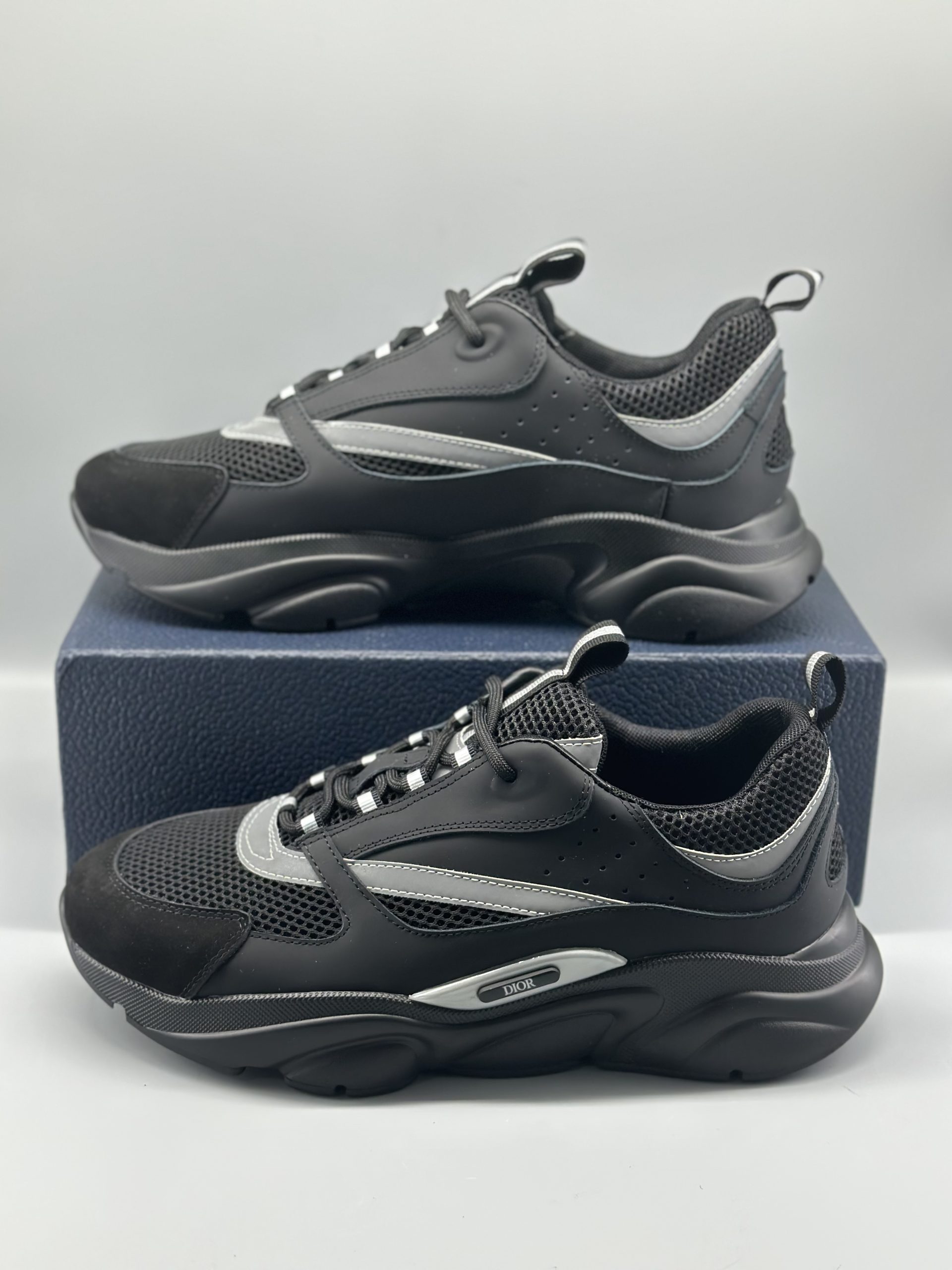 D*or B22 Black Silver