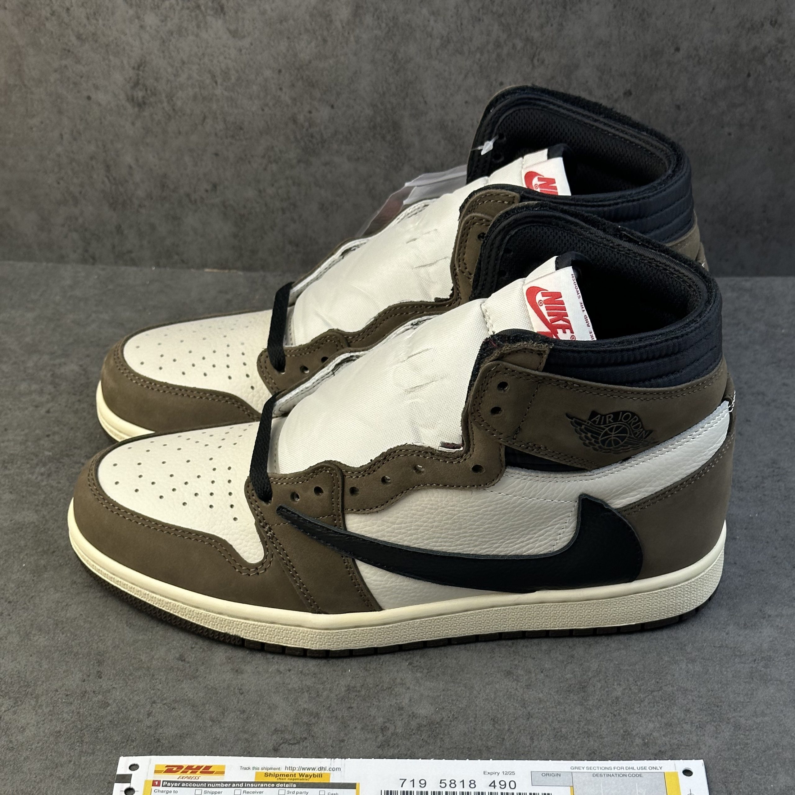 Jordan 1 Retro High OG SP Travis Scott