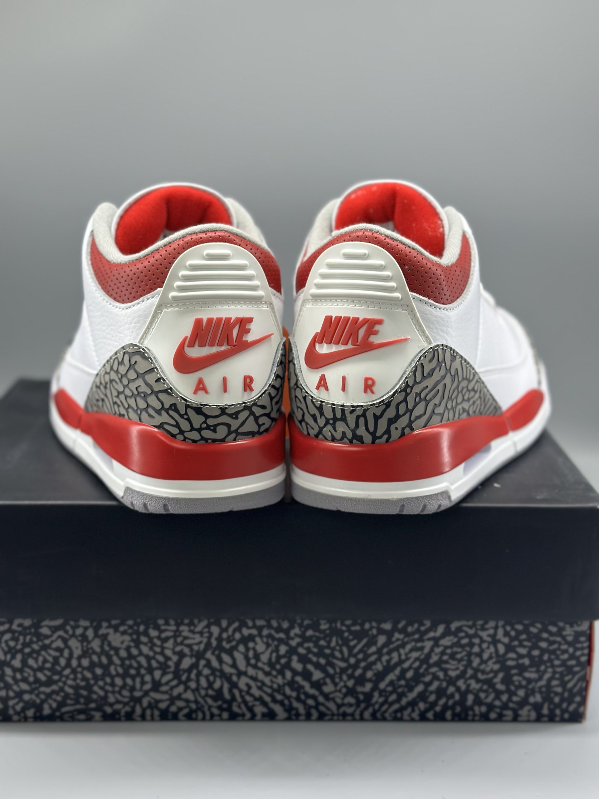 Jordan 3 Retro Cardinal Red