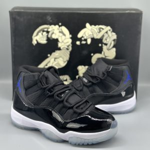Jordan 11 Retro Space Jam (2016)