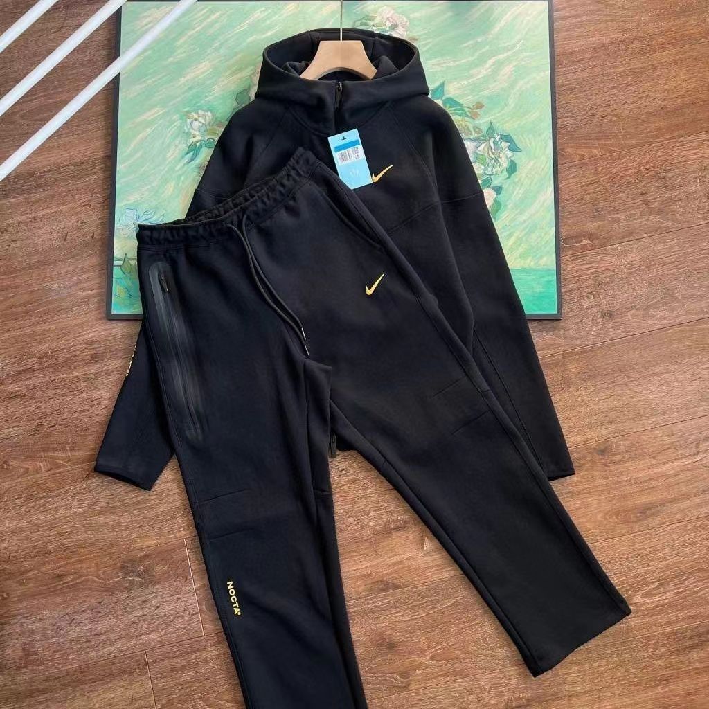 Nike Winter Tracksuit Hooded Jacket