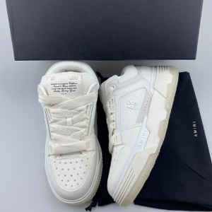 AR1M1 SNEAKER MA1
