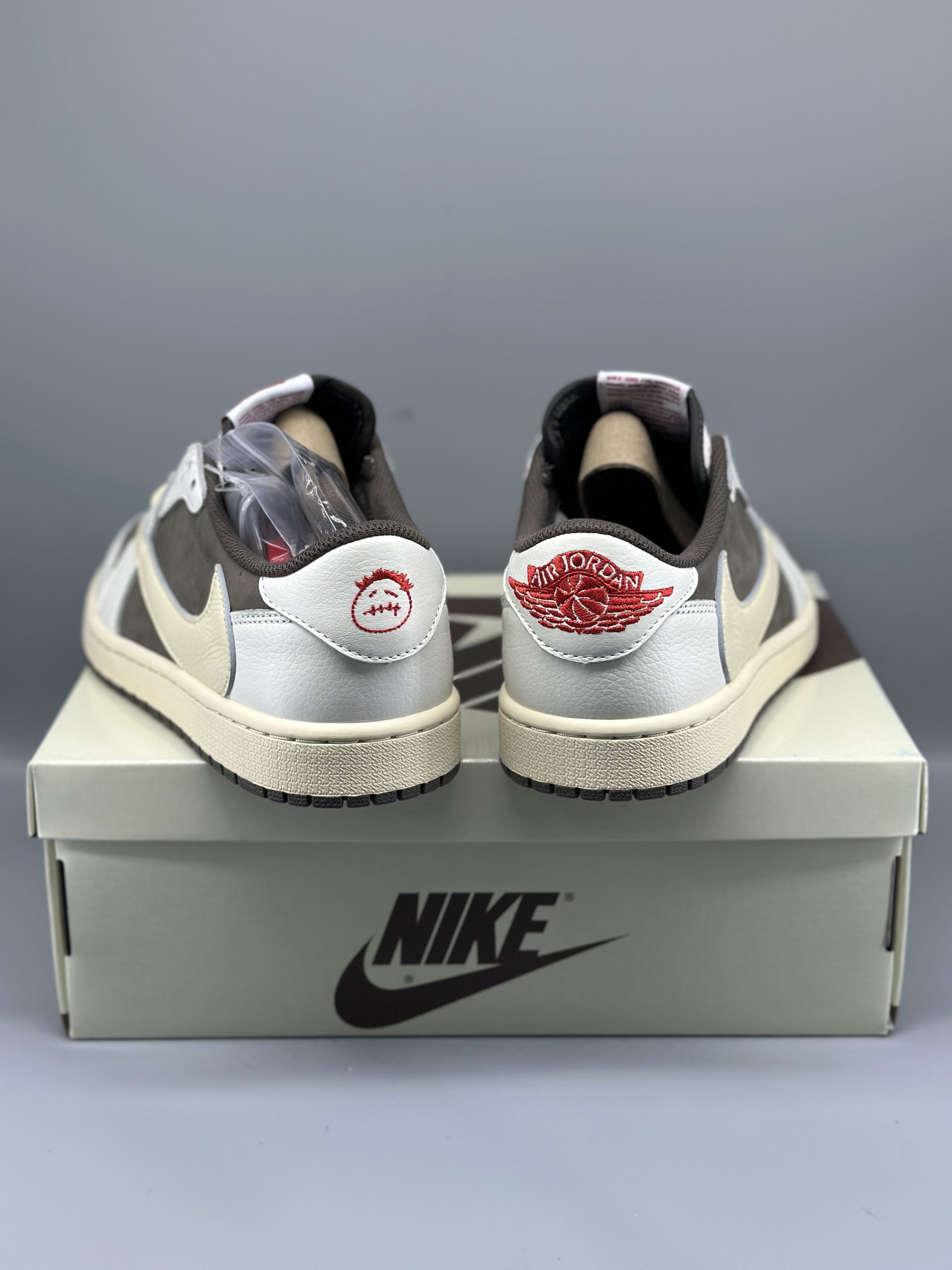 Jordan 1 Retro Low OG SP Travis Scott Reverse Mocha