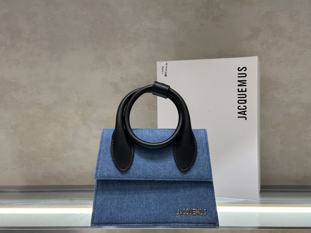 Jacquemus Le Chiquito Noeud ‘Blue’