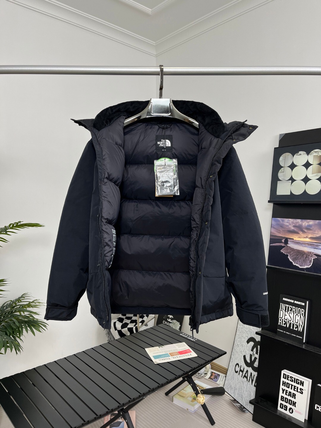 The North Face Mountain Down Jacket ND92237