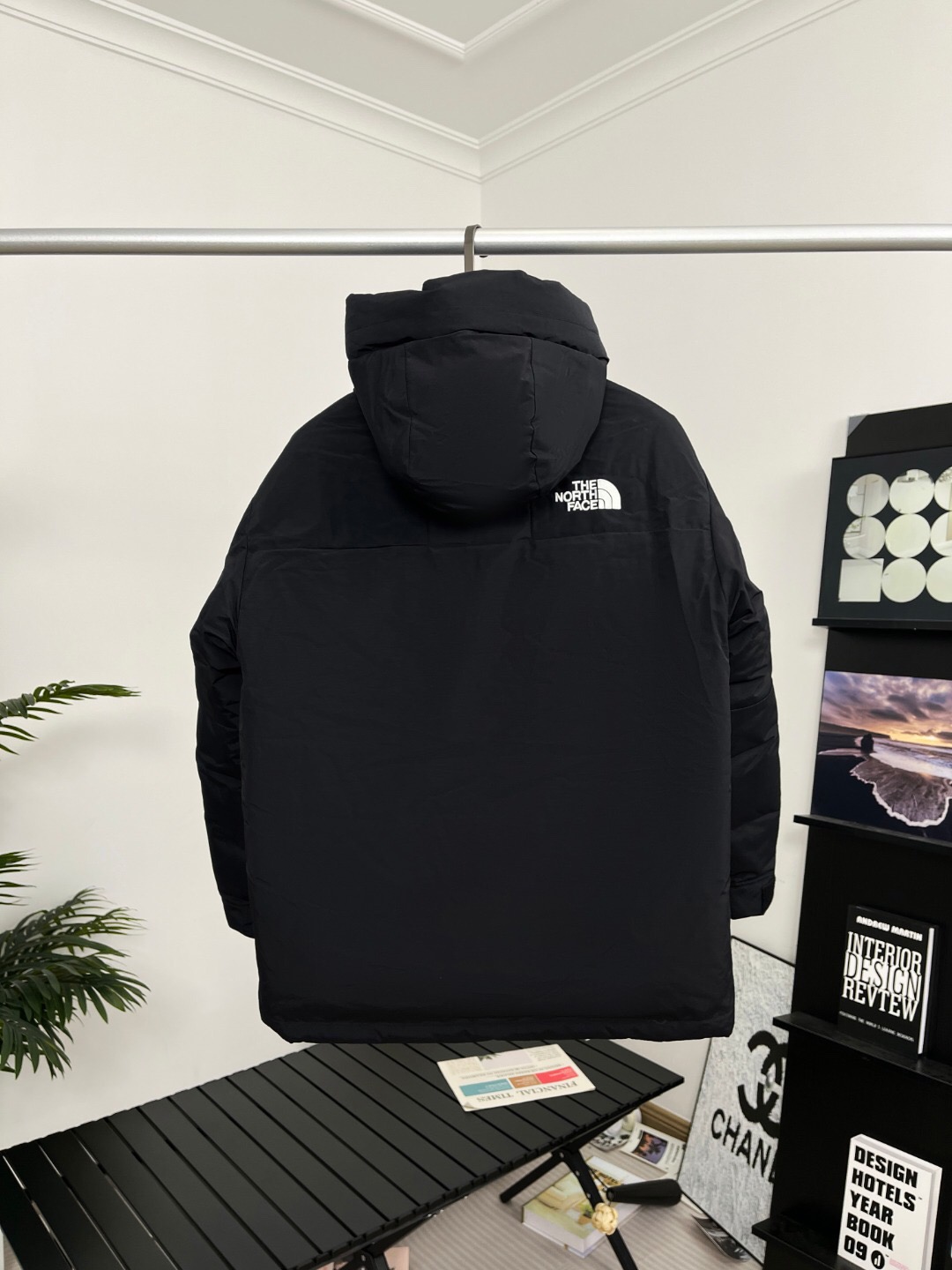 The North Face Mountain Down Jacket ND92237