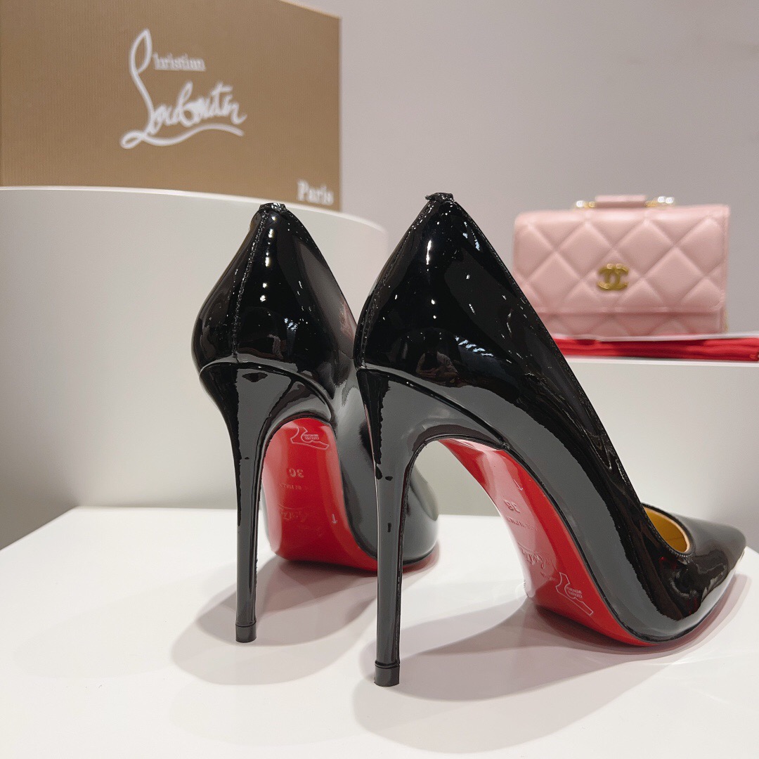 Christian Louboutin Black Patent Leather Pigalle Pumps