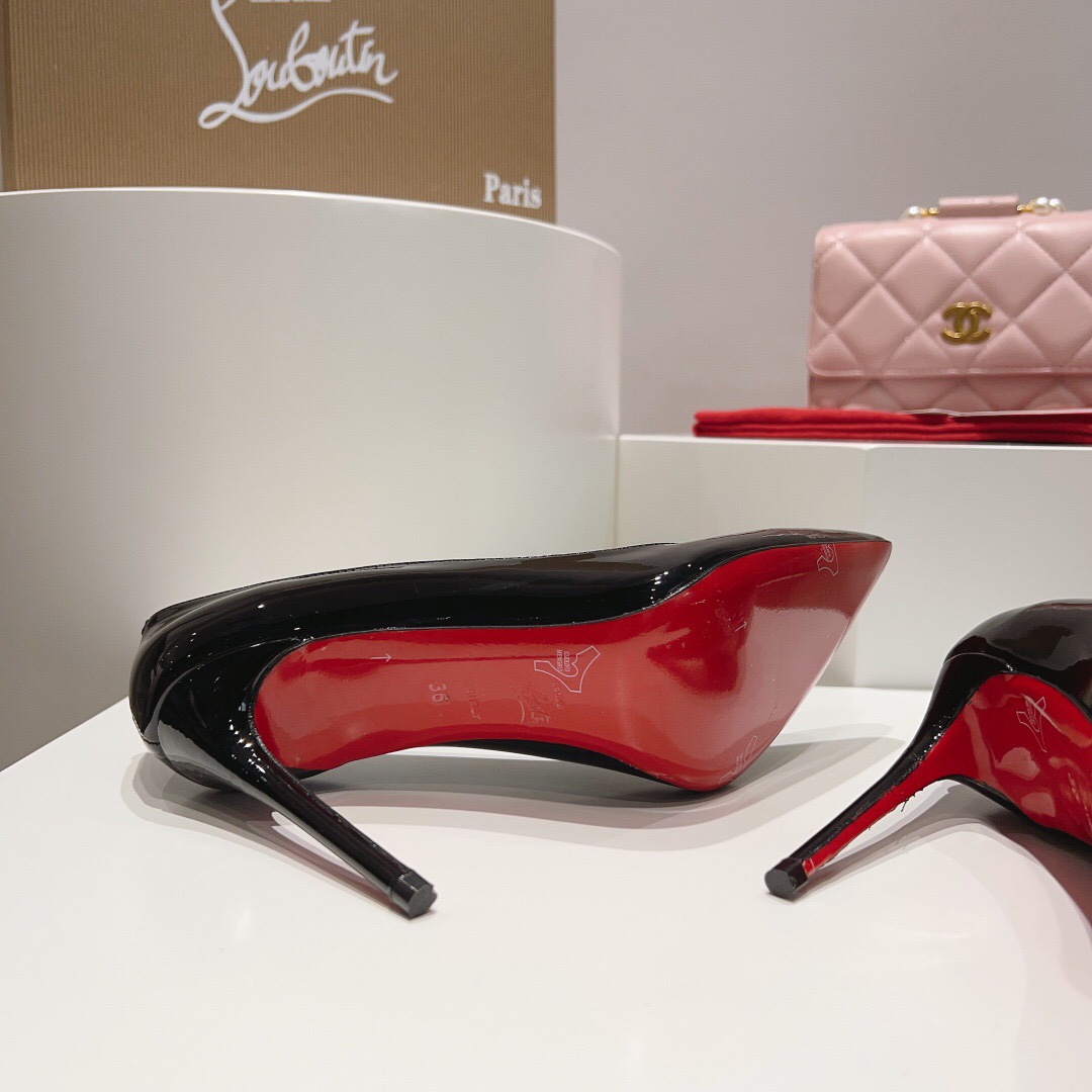 Christian Louboutin Black Patent Leather Pigalle Pumps