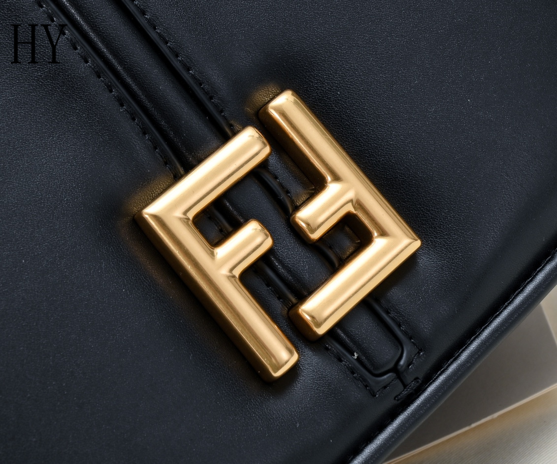 Fendi Bag 6652