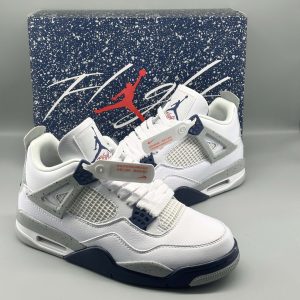 Jordan 4 Retro Midnight Navy