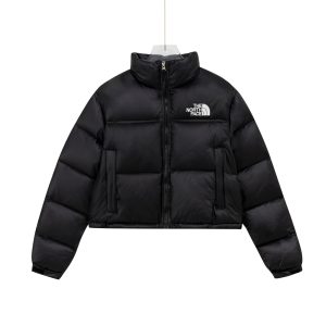 The No*th Face Womens 700 Fill Packable Jacket Recycled TNF Black