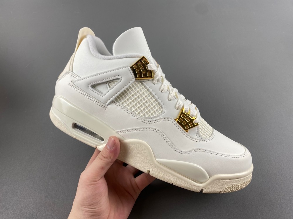 Jordan 4 Retro Metallic Gold