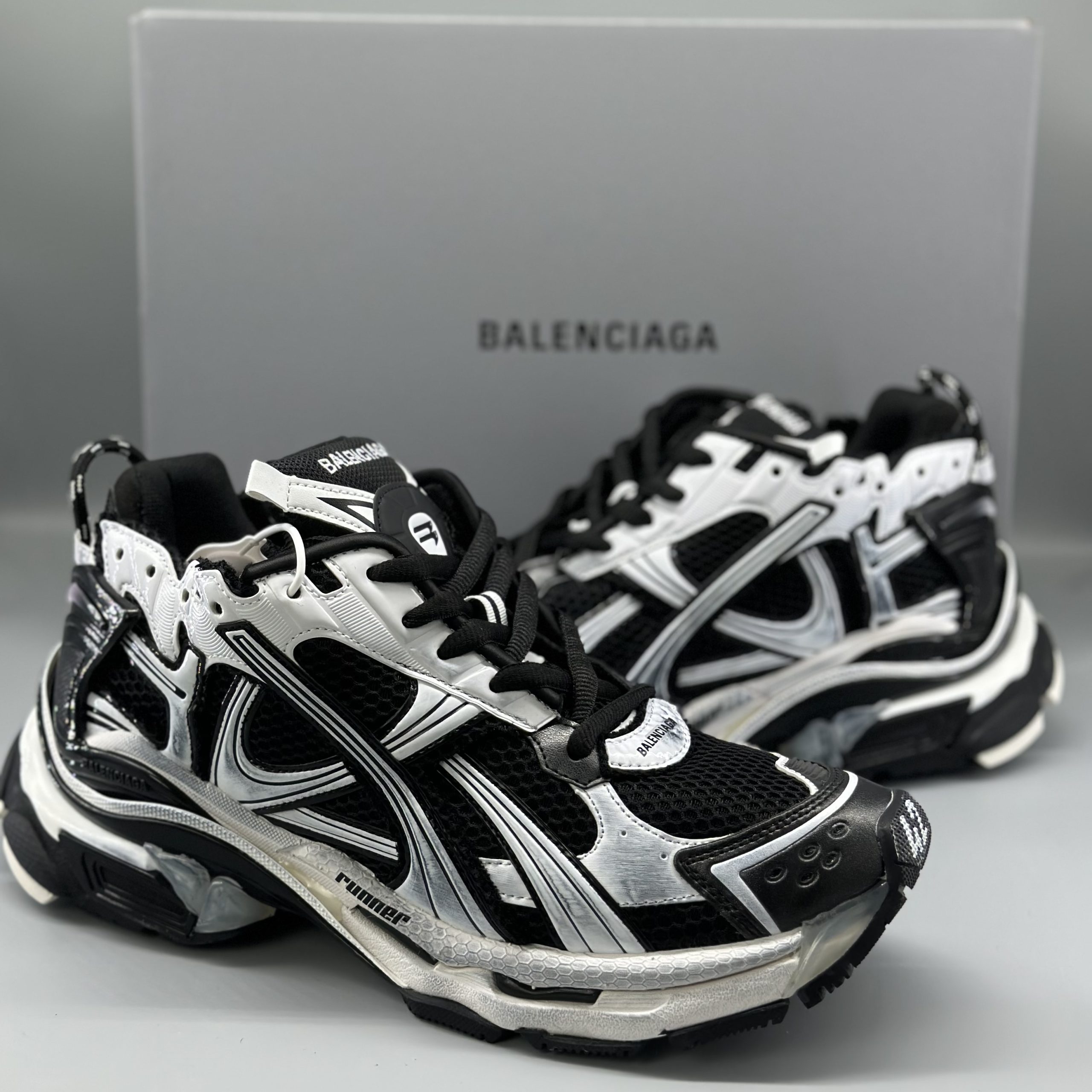 Balenciaga Runner White Black White