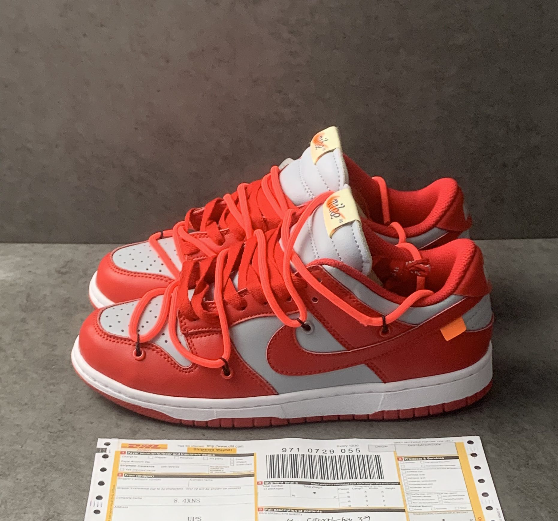 Nike Dunk Low Off-White University Red