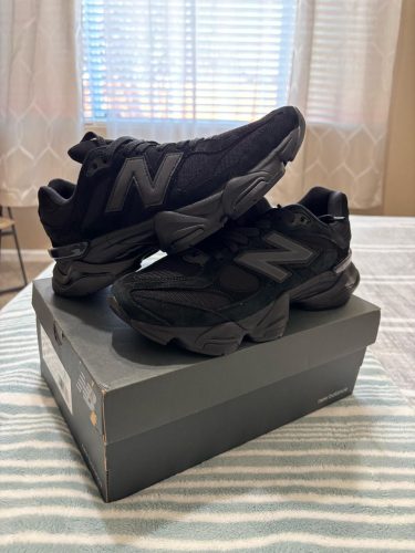 New Balance 9060 Triple Black U9060BPM photo review