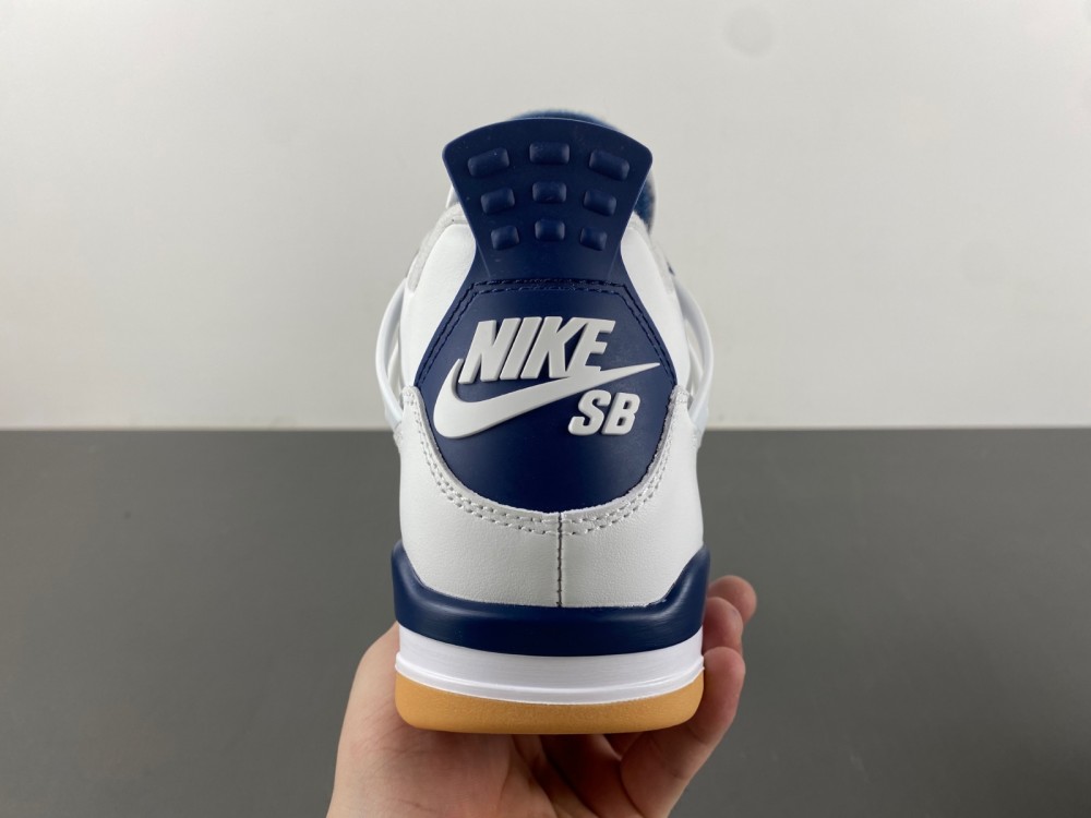 Jordan 4 Retro SB Navy