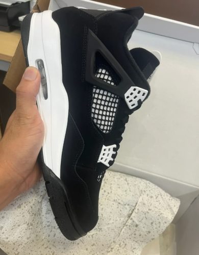Air Jordan 4 Retro White Thunder FQ8138-001 photo review