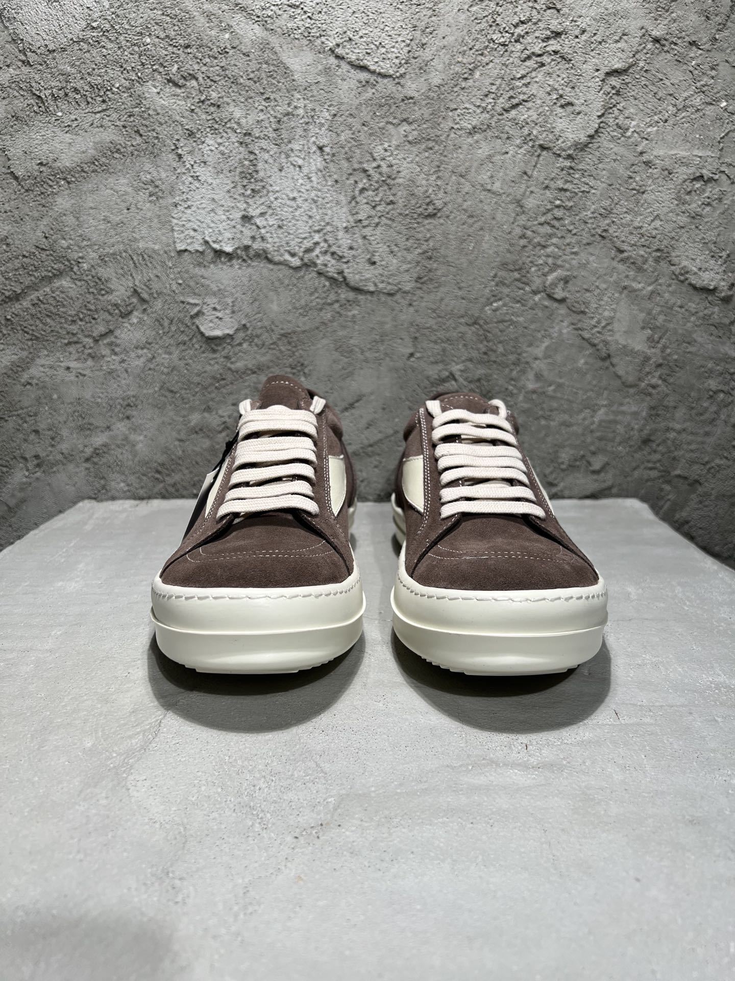 Rick Owens Vintage Sneaks Dark Dust RP01C5888_LVSLPO_1311