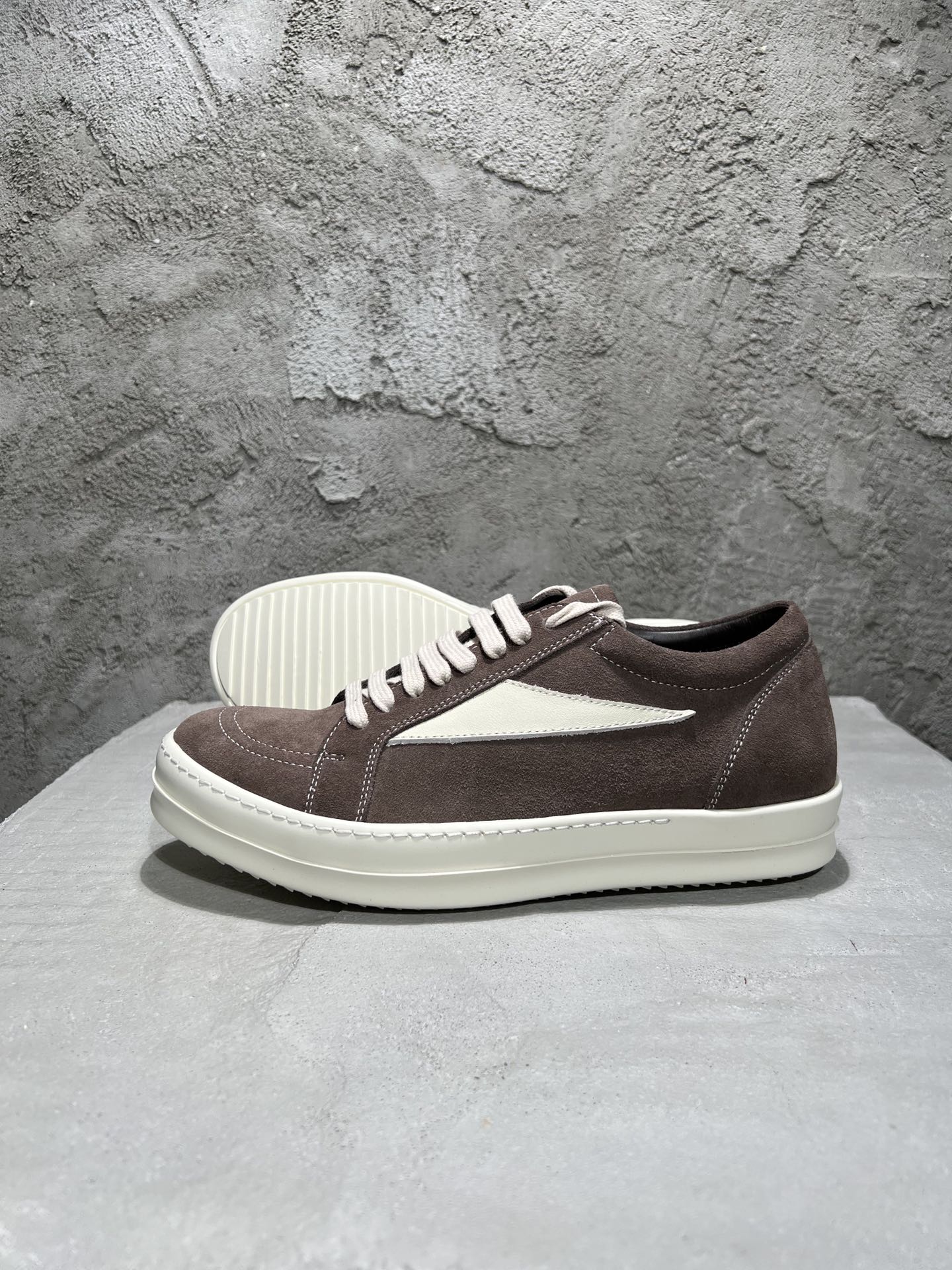 Rick Owens Vintage Sneaks Dark Dust RP01C5888_LVSLPO_1311