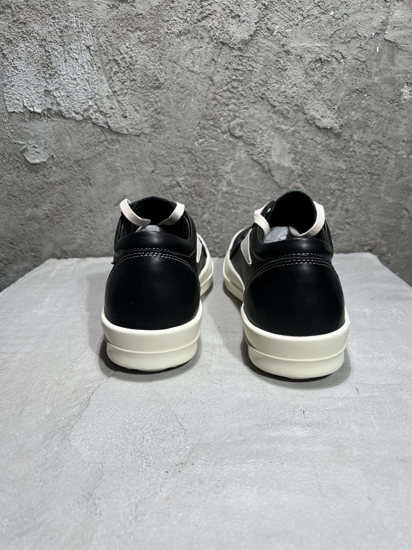 Rick Owens Lido Vintage Sneaker Leather Black Milk RU01D3897 LCOLVS 911