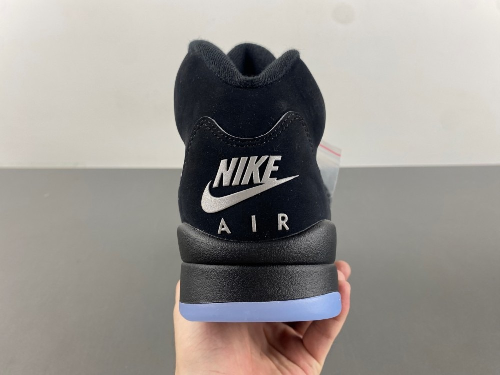 Jordan 5 Retro OG Black Metallic Reimagined