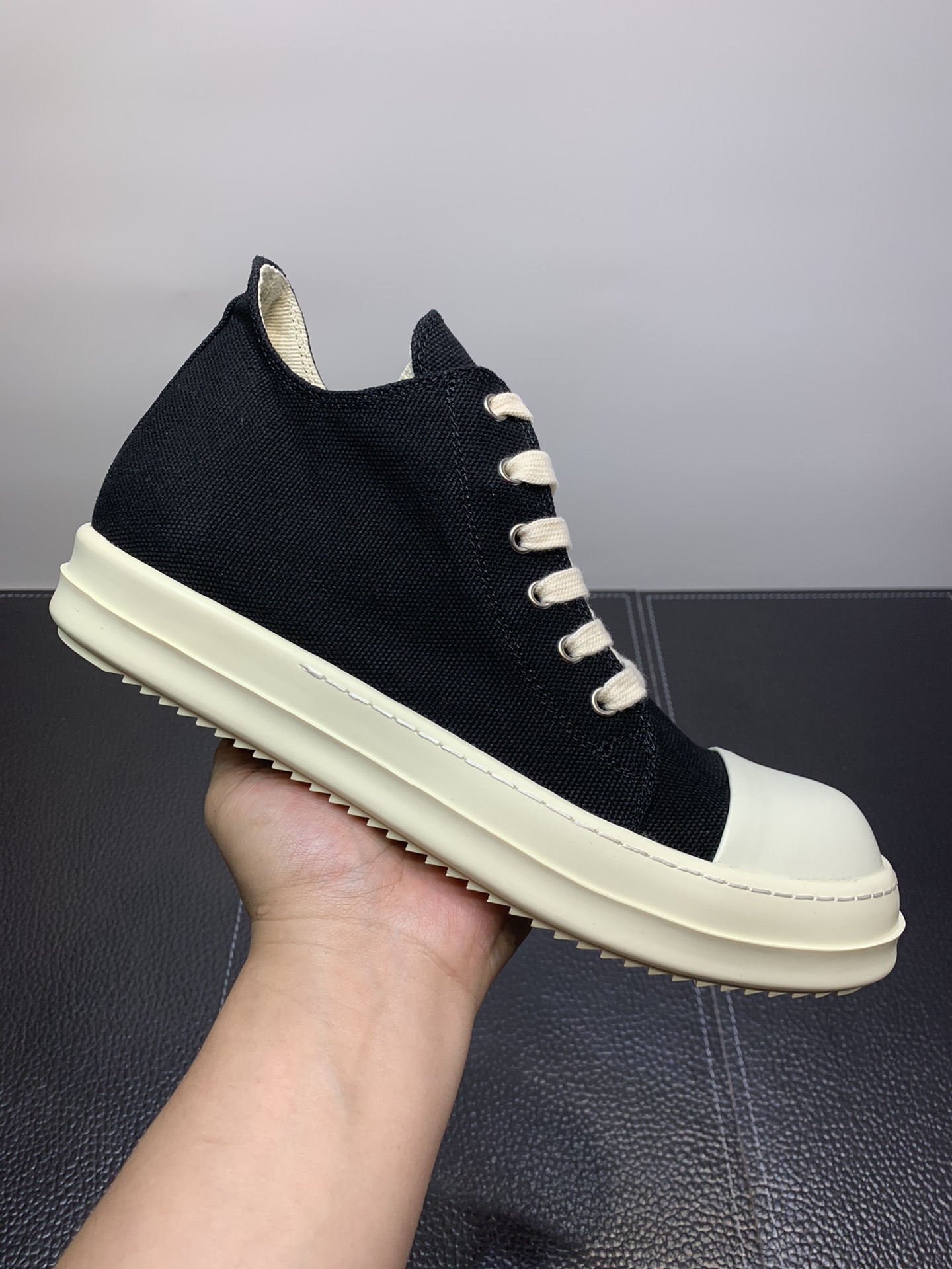 Rick Owens DRKSHDW Strobe Cotton Denim Low Black Milk DU02B4802 DQ 911