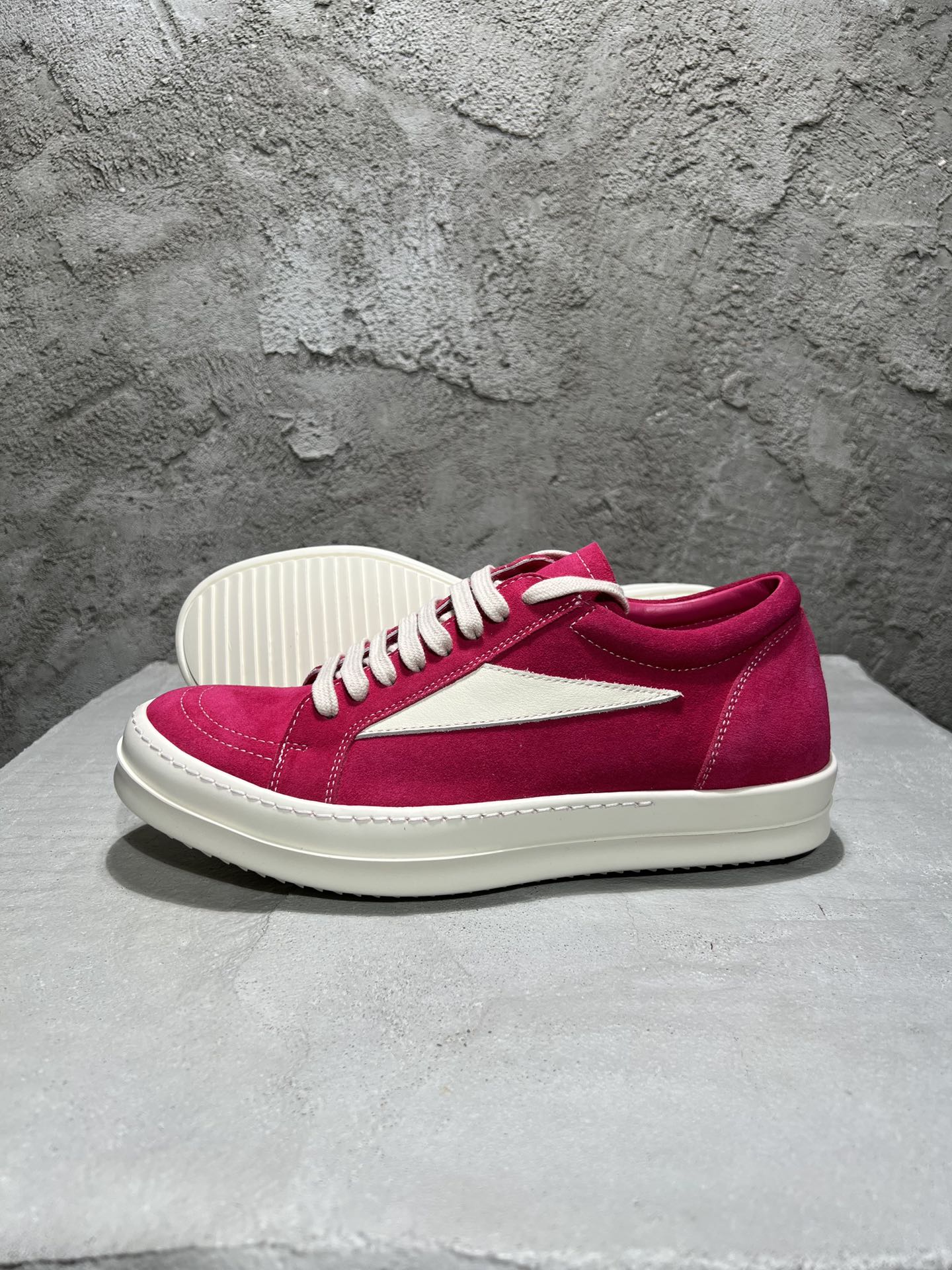Rick Owens EDFU Vintage Sneaks Velour Suede Hot Pink Milk White RP01C5888_LVSLPO_1311