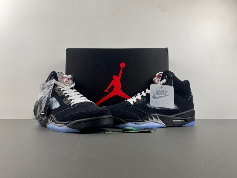 Jordan 5 Retro OG Black Metallic Reimagined