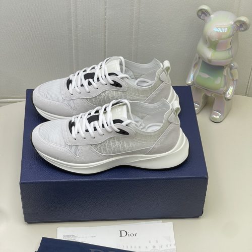 Dior B25 Runner White Oblique Suede 3SN259YTR_H069