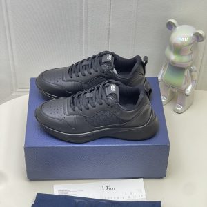 B25 Runner Sneaker Black Smooth Calfskin and Dior Oblique Jacquard 3SN299ZIR_H900