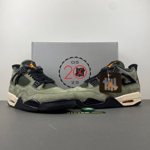 Air Jordan 4 Retro OG SP Undefeated IB1519-200